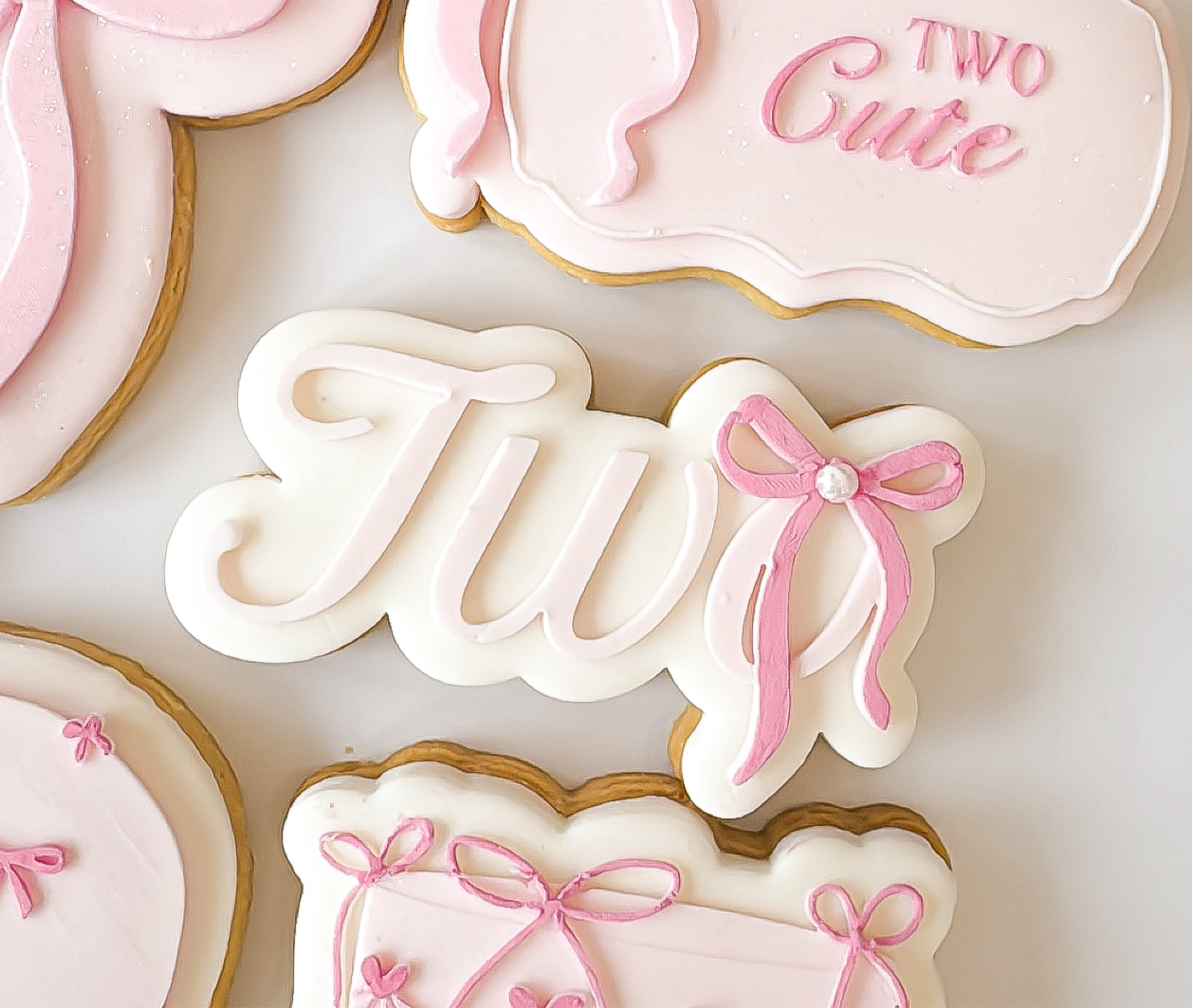 Two bow number - Debosser and Cutter