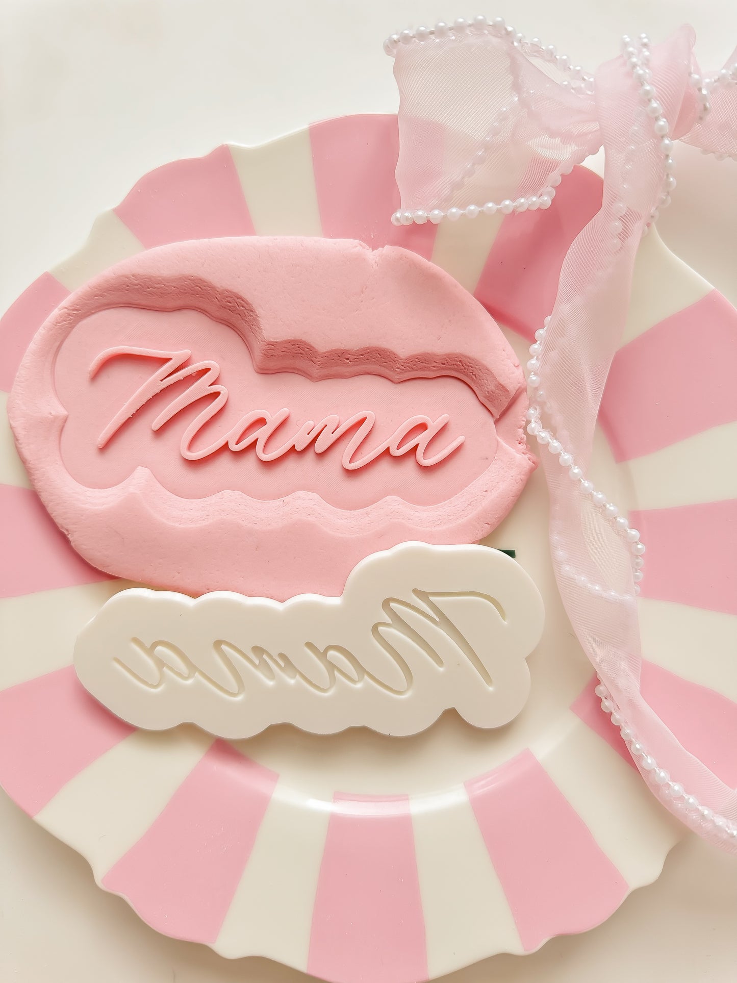 Mama - Debosser and Cutter