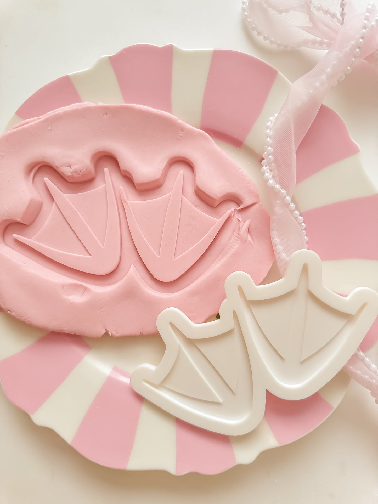 Goose or Duck feet - Debosser and Cutter