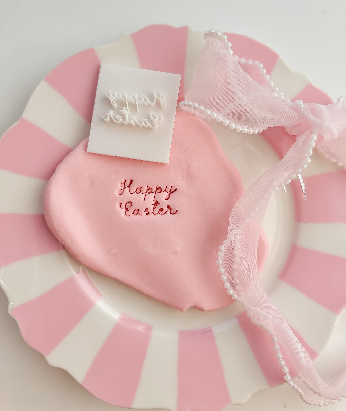 Happy Easter Style #2 - Embosser