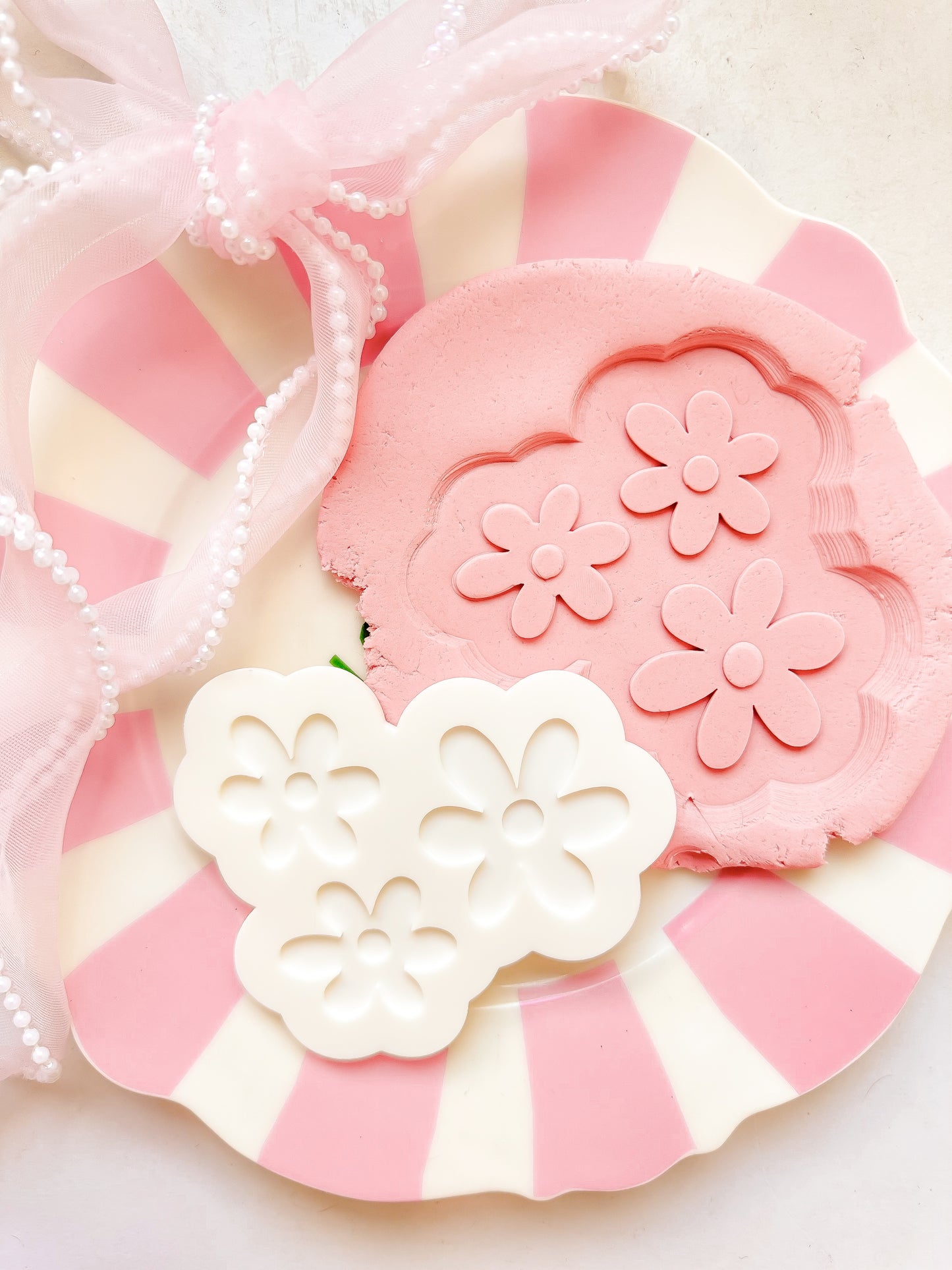 Daisy Bunch - Debosser and Cutter