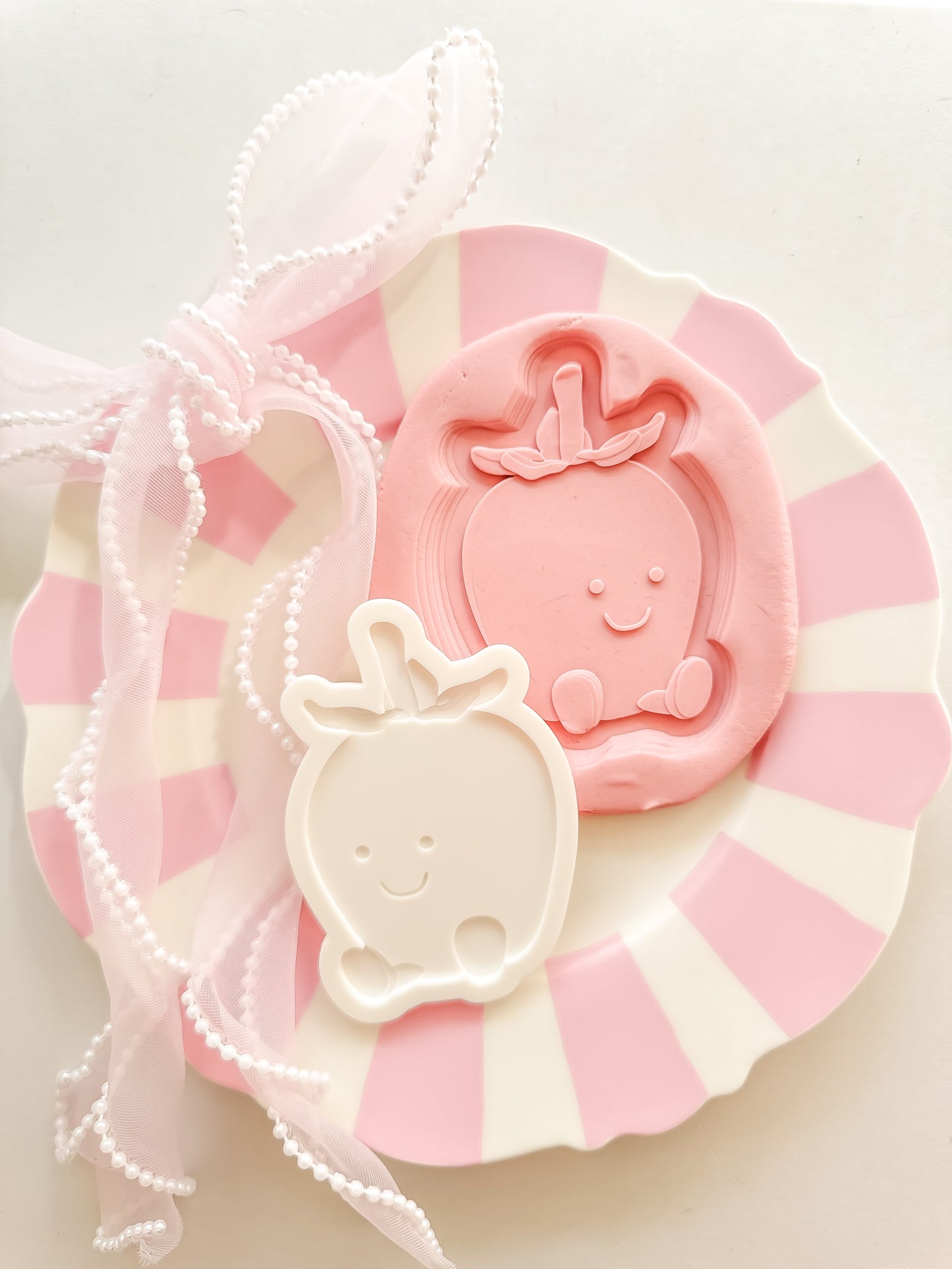 Strawberry Jellycat - Debosser and Cutter