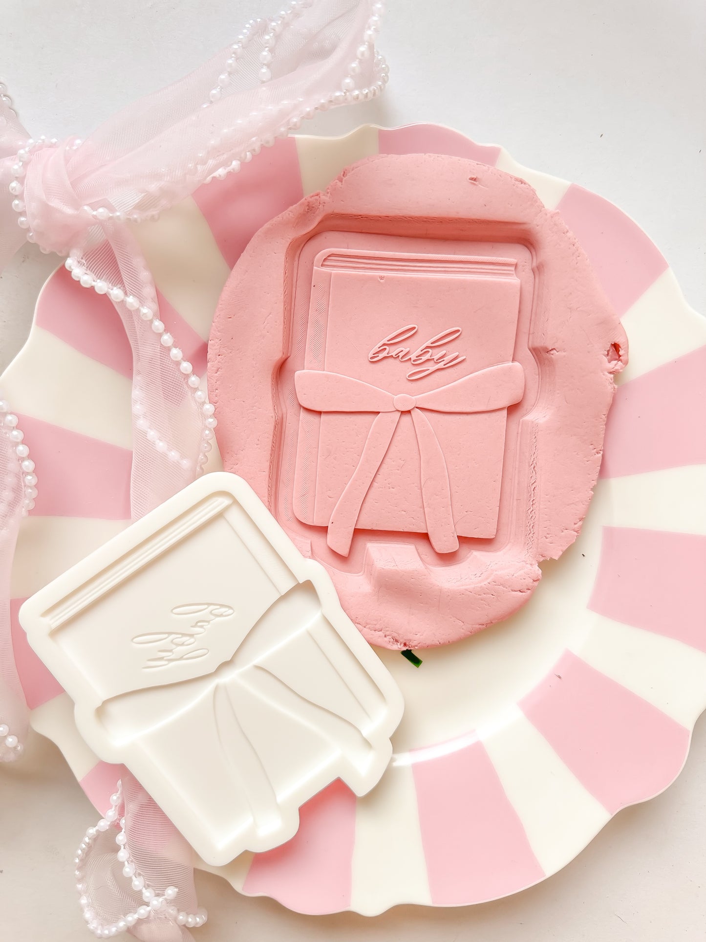 Baby book - Debosser and Cutter