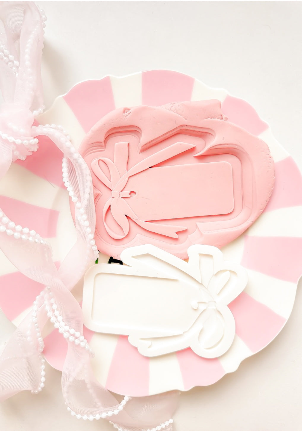 Blank Bow Tag - Debosser and Cutter