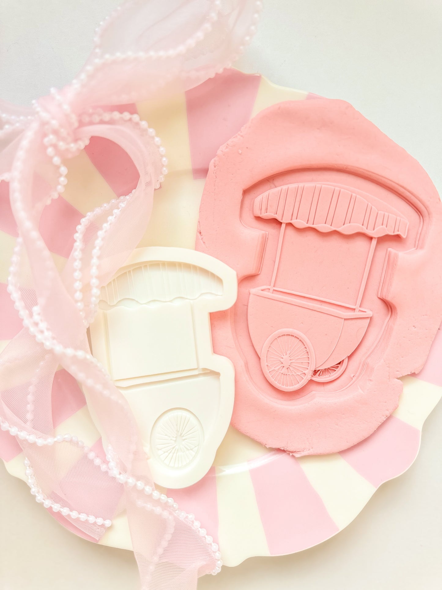 Food Cart - Debosser and Cutter