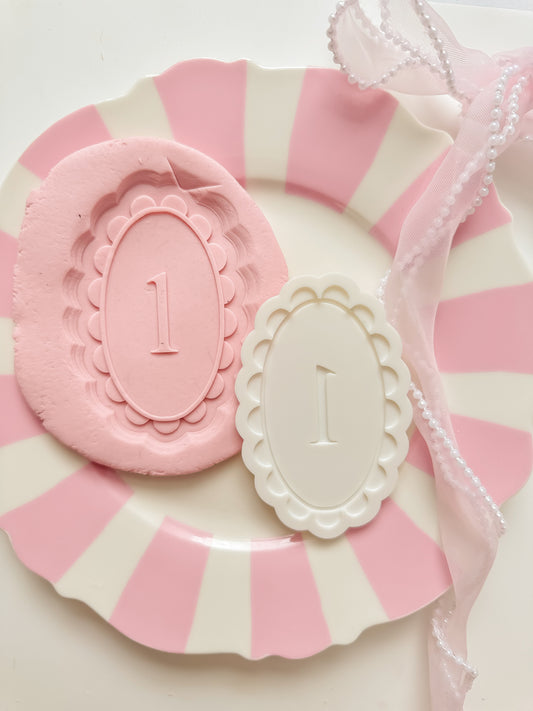 1 - 10 Scalloped Number Plaques - Debossers and Cutter Set
