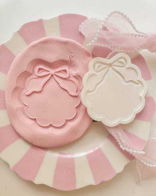 Bow Flower Plaque - Debosser and Cutter