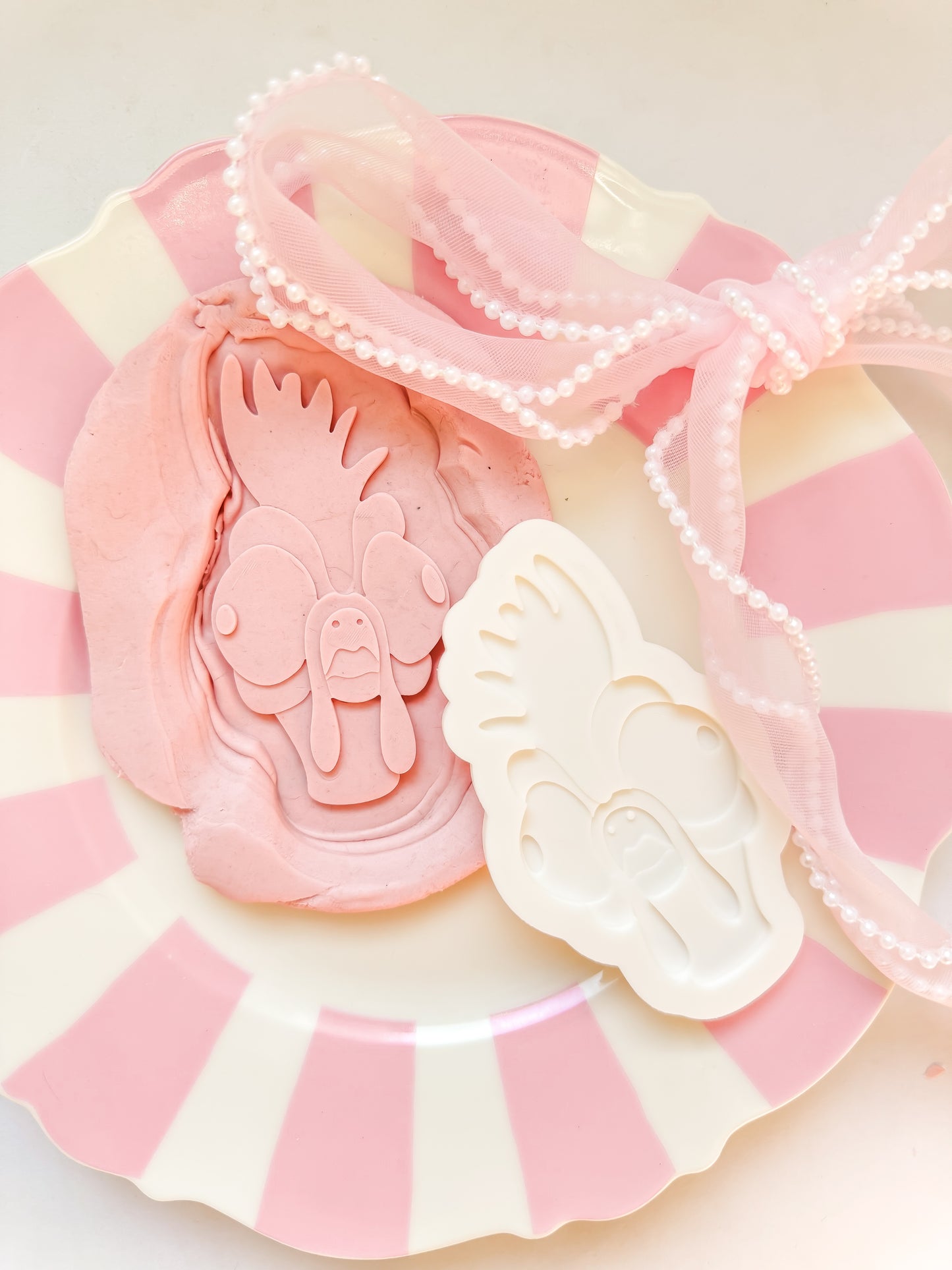 Heihei chicken face - Debosser and Cutter