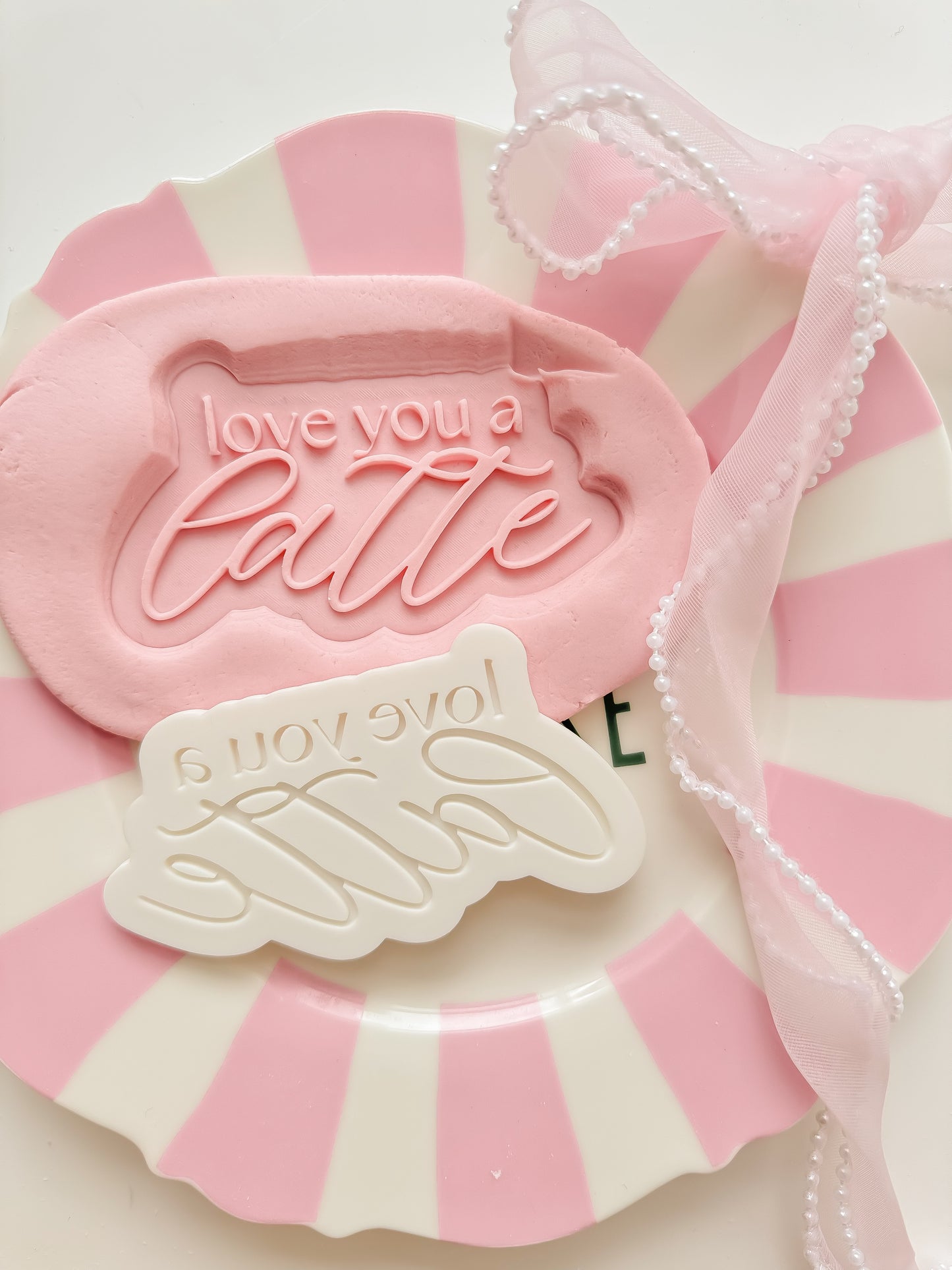 Love you a latte - Debosser and Cutter