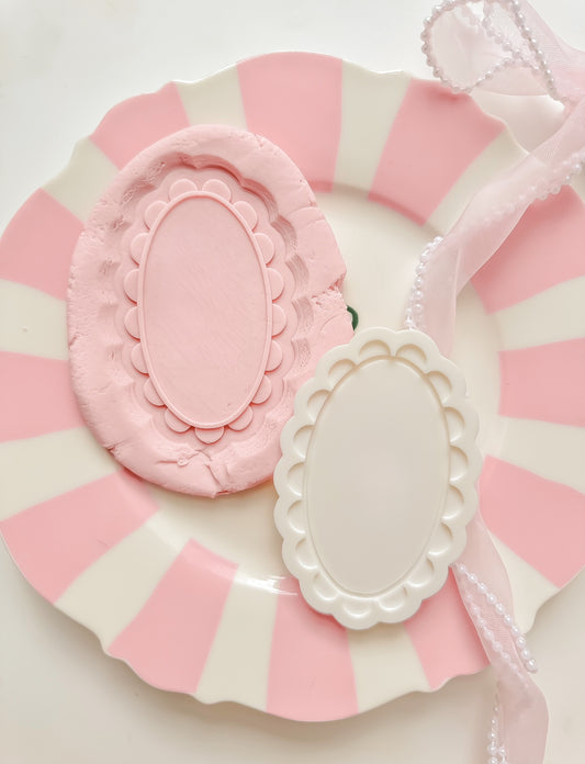 Blank Scalloped Plaque - Debosser and Cutter