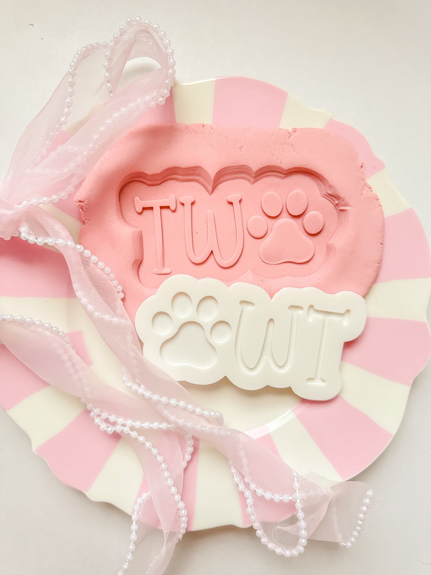 Two paw print word number - Debosser and Cutter