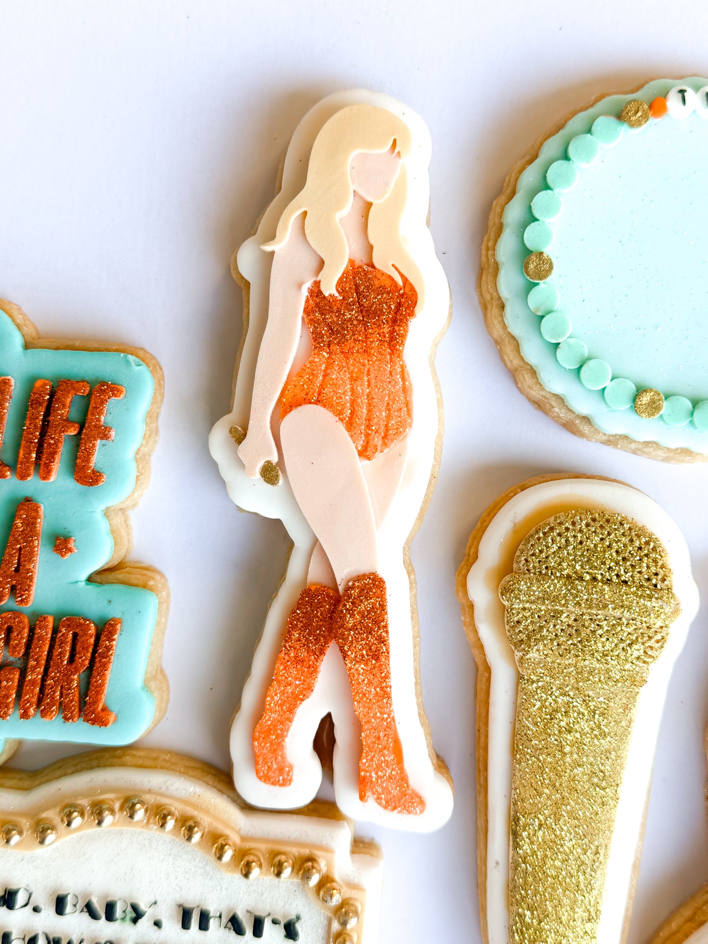 Taylor Swift bodysuit silouhette - Debosser and Cutter