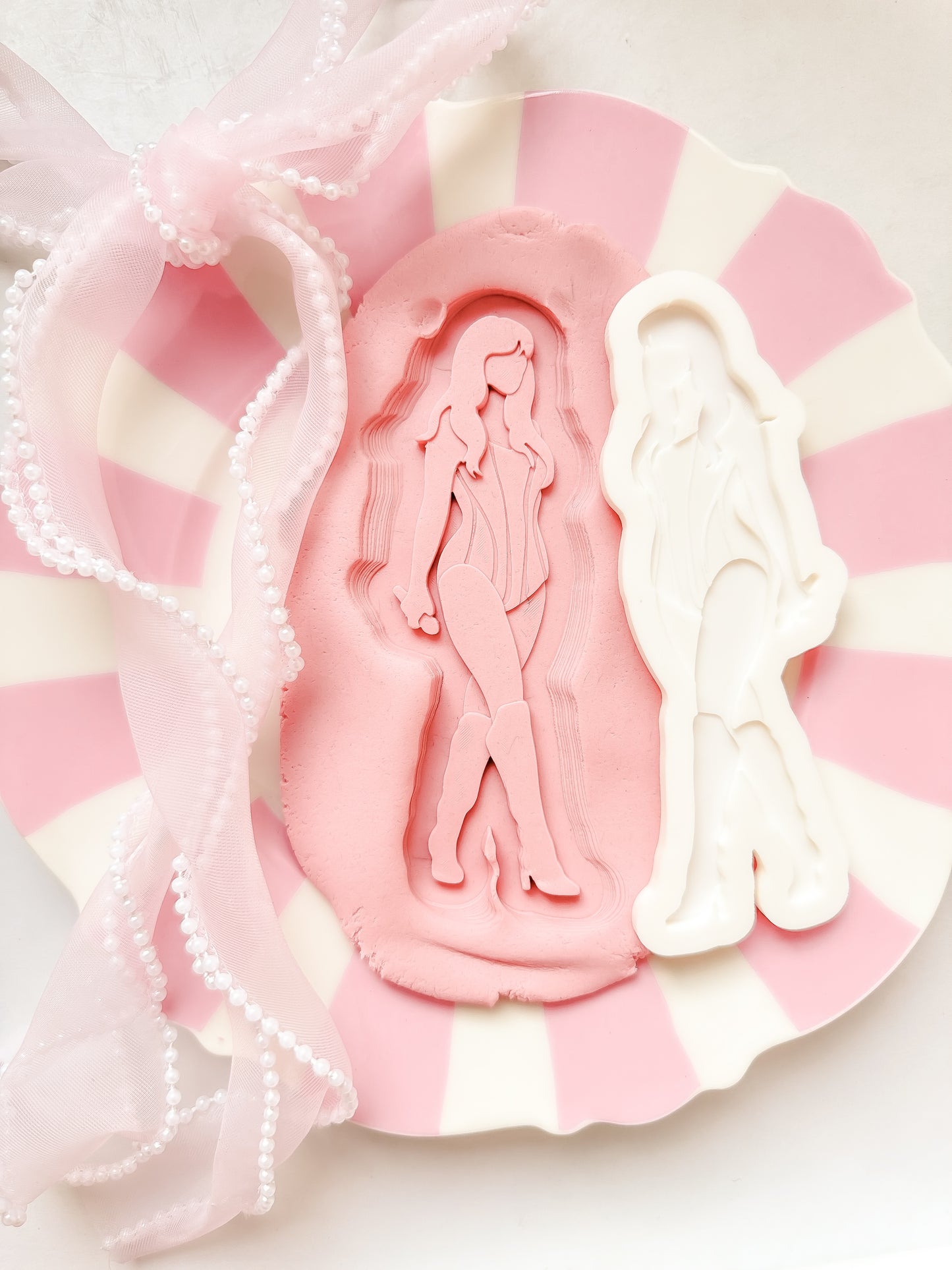 Taylor Swift bodysuit silouhette - Debosser and Cutter