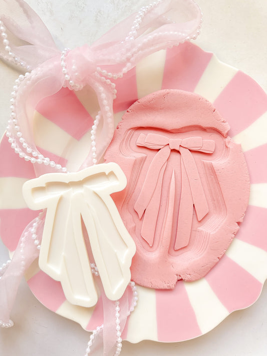 Velvet Bow - Debosser and Cutter