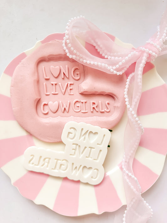 Long live cowgirls - Debosser and Cutter