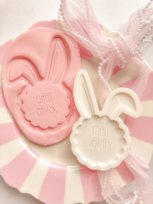 Happy Easter bunny scallop plaque - Debosser and Cutter