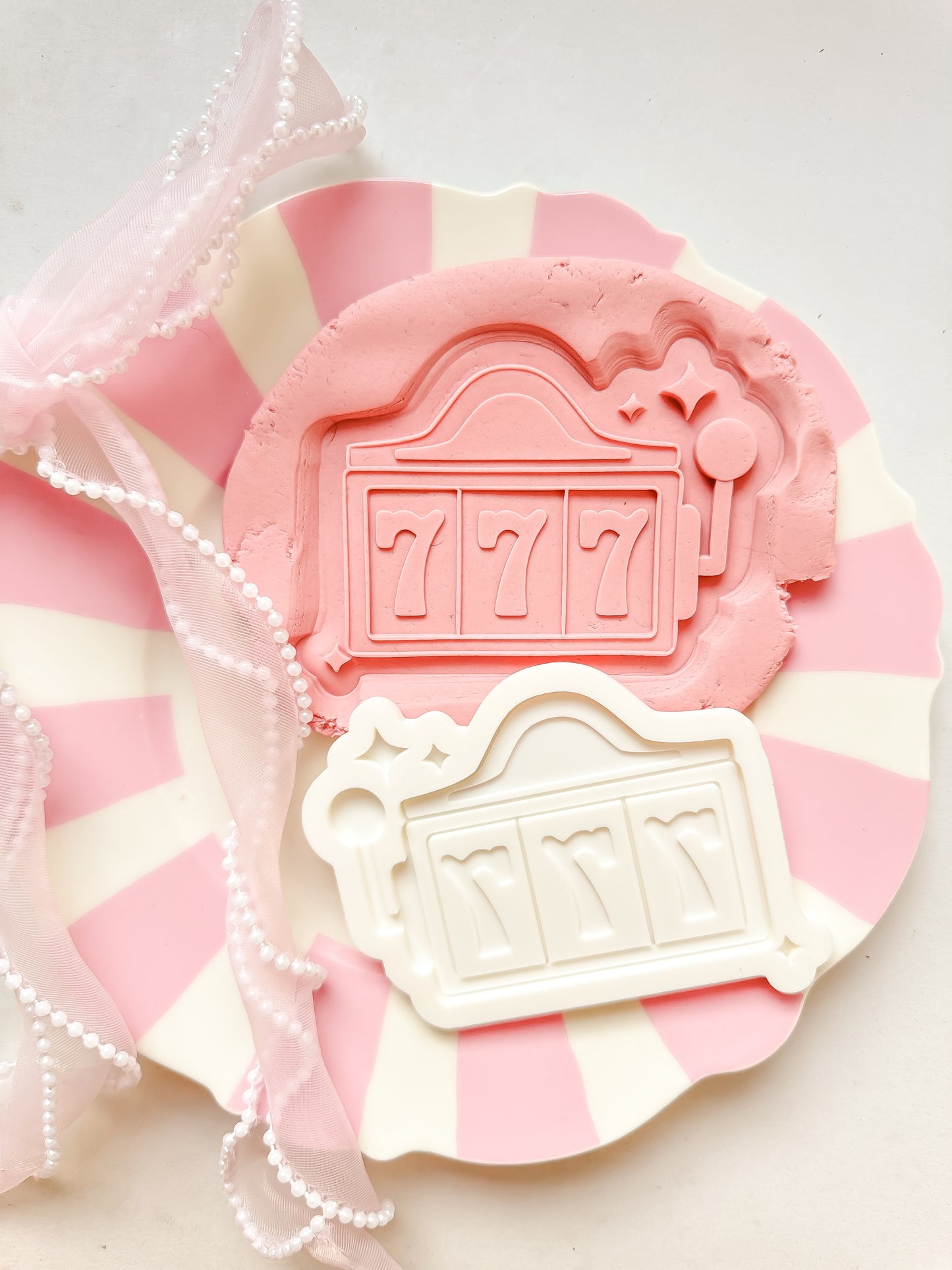 Lucky Casino Machine - Debosser and Cutter