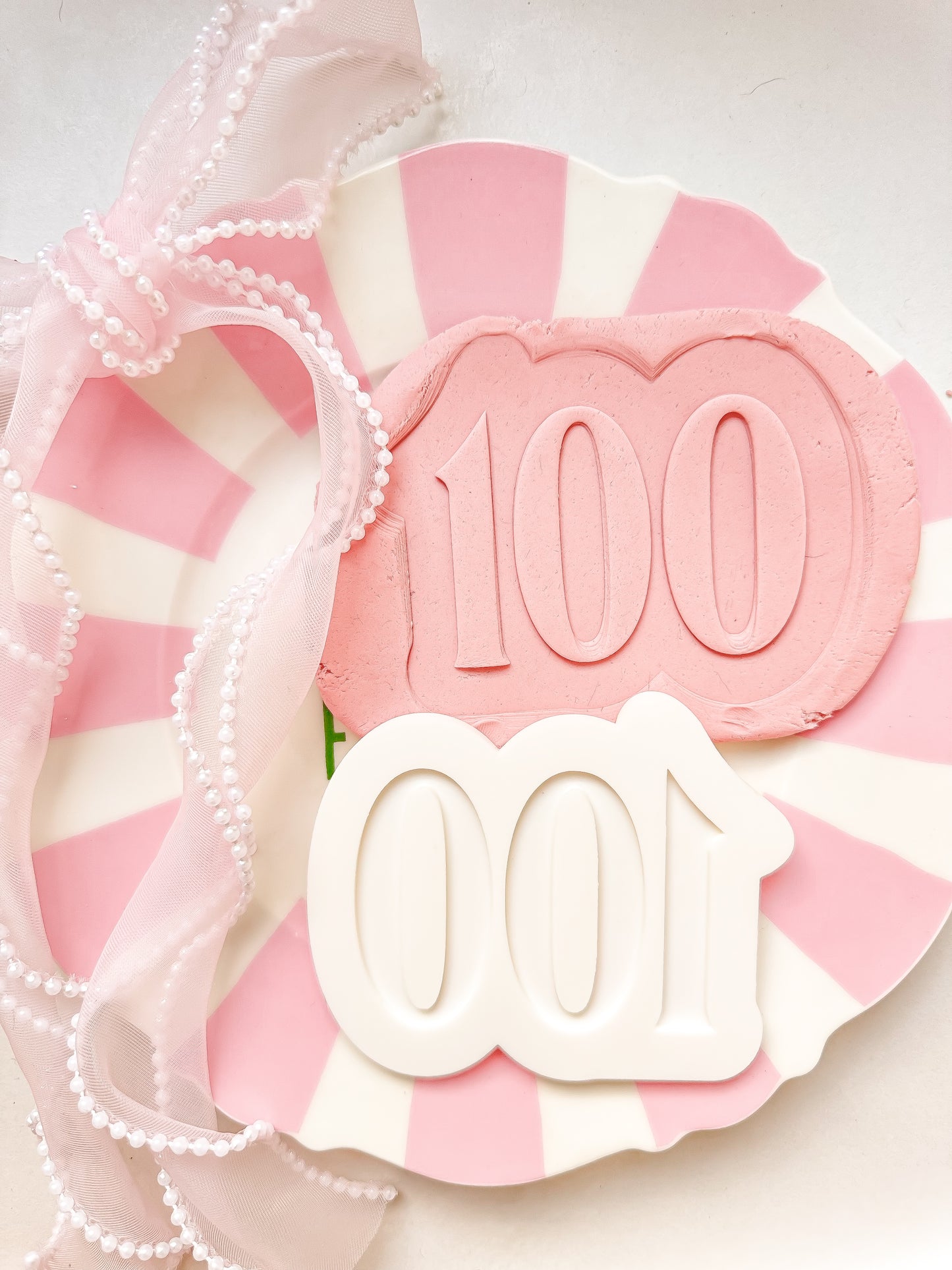 Simple 100 - Debosser and Cutter